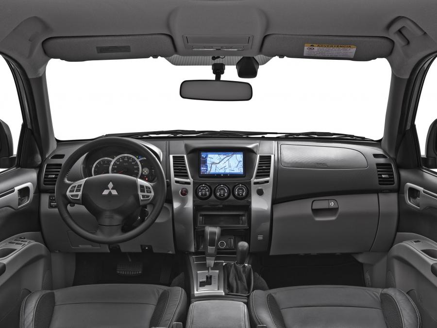  Mitsubishi Pajero Dakar 2010 года  (фото 6 из 9)